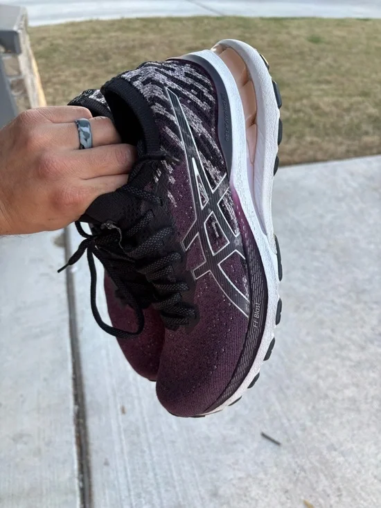 Asics GEL-Kayano 28 Women's Running Shoes Purple Ice Size 9 Comfort Sneakers - Picture 3 of 6